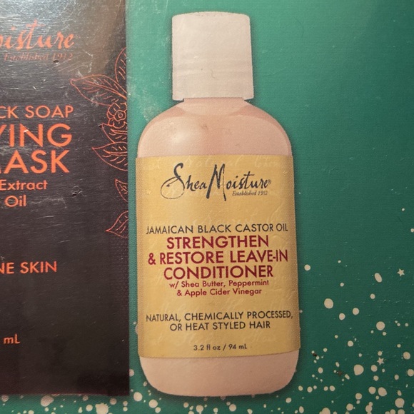 COPY - Shea moisture brand box of “Shea Faves” 5 items of Shea’s popular items - Picture 4 of 6